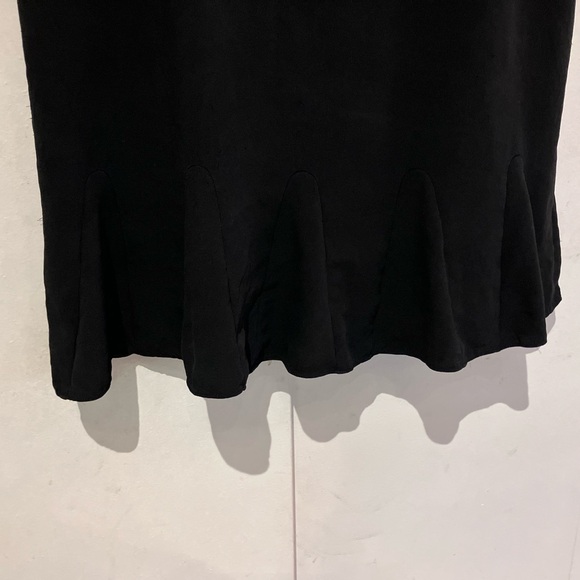 Cute work dress! - Picture 2 of 3